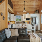 Anniversary, birthday couples romantic getaway | Beaver Hills Retreat